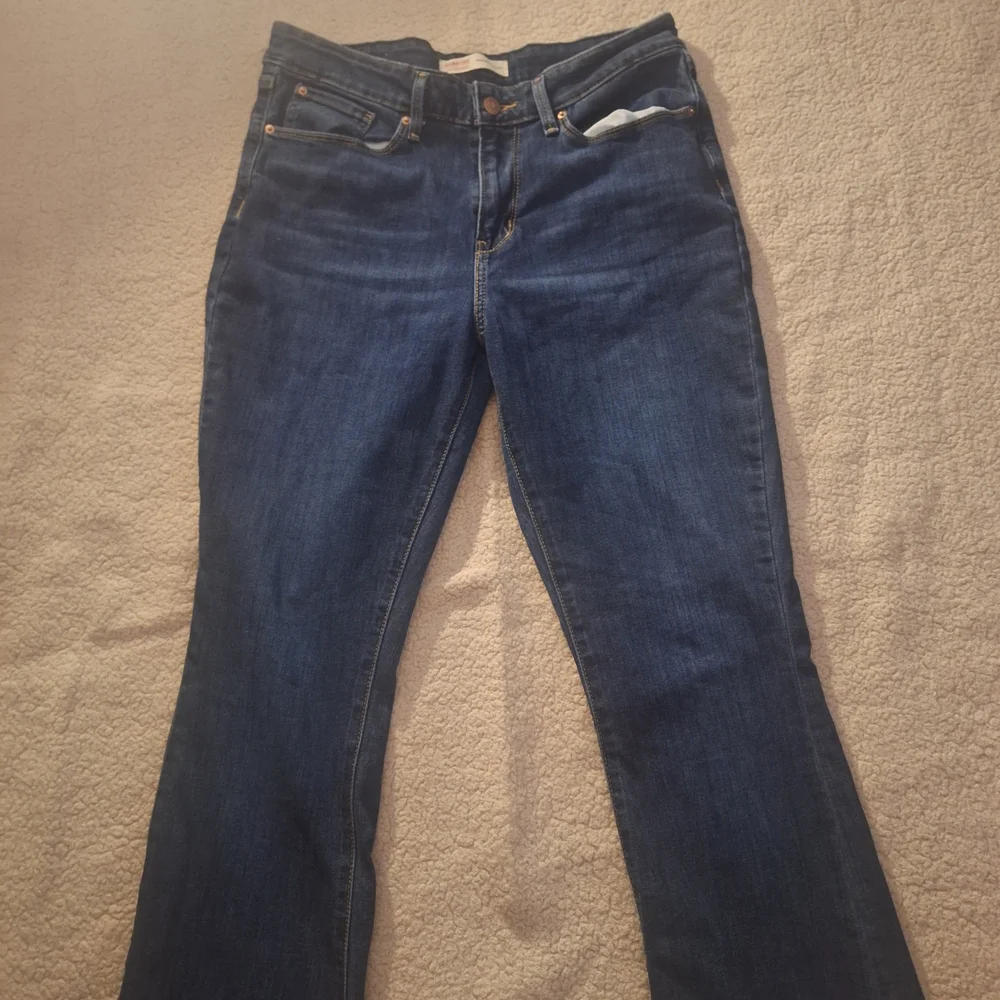 Signature by Levi Strauss Dark Blue Mid-rise Bootcut Jeans W30 L34